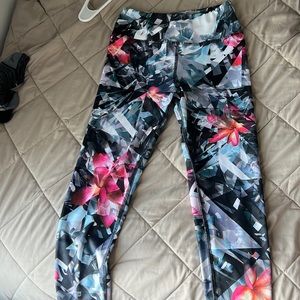 Cropped workout leggings